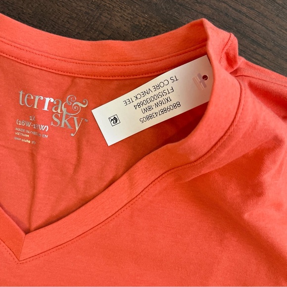 Terra & Sky Women's Plus Core V-Neck Short Sleeve Tee Size 1X (16W-18W) Orange - Picture 12 of 12
